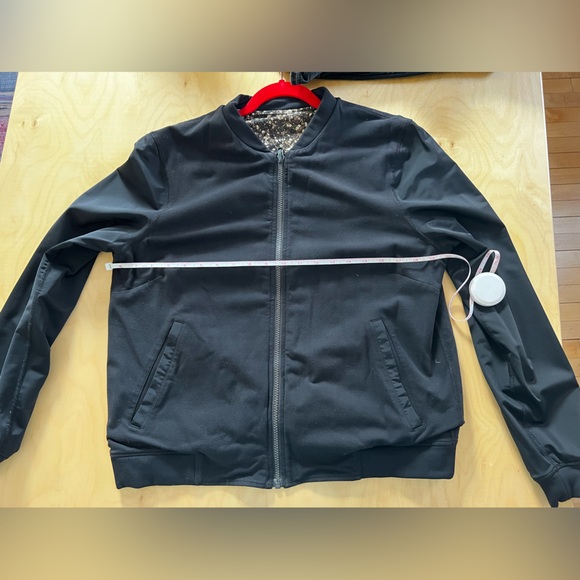 Lululemon Reversible Bomber Jacket - Picture 5 of 5